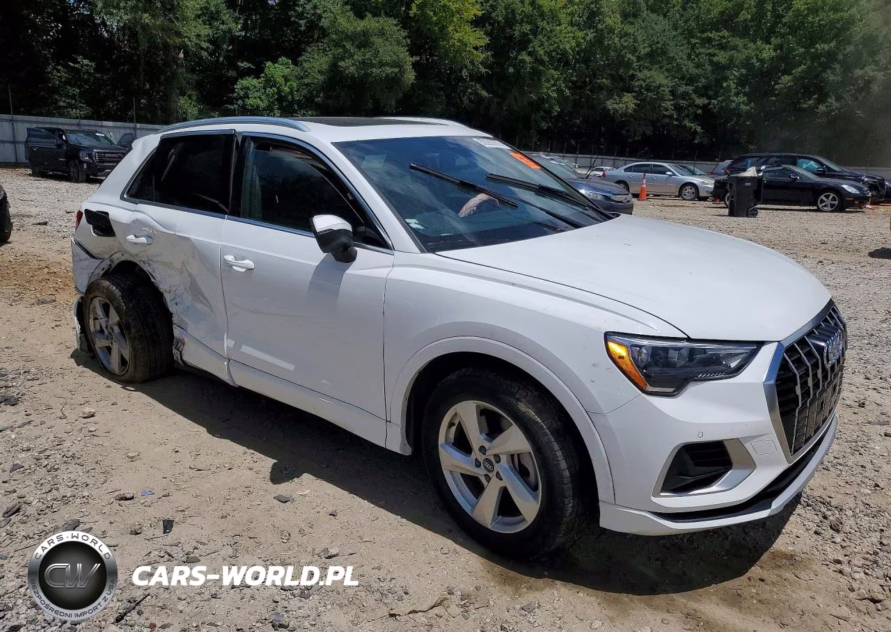 2021 Audi Q3 Premium 40 VIN:WA1AUCF39M1102130 - 4