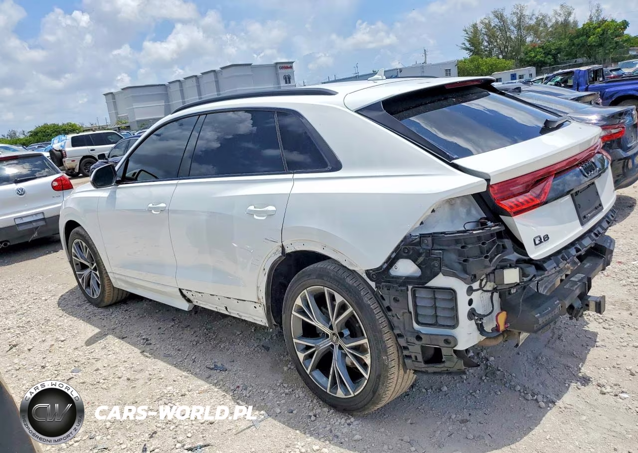 2021 Audi Q8 Premium VIN:WA1AVAF11MD026627 - 2