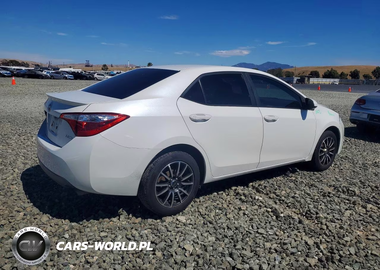 2015 Toyota Corolla Le Eco VIN:5YFBPRHEXFP262745 - 3