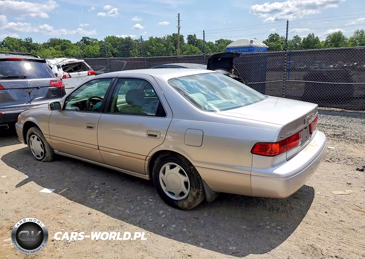 2000 Toyota Camry Ce VIN:4T1BG22K0YU939163 - 2