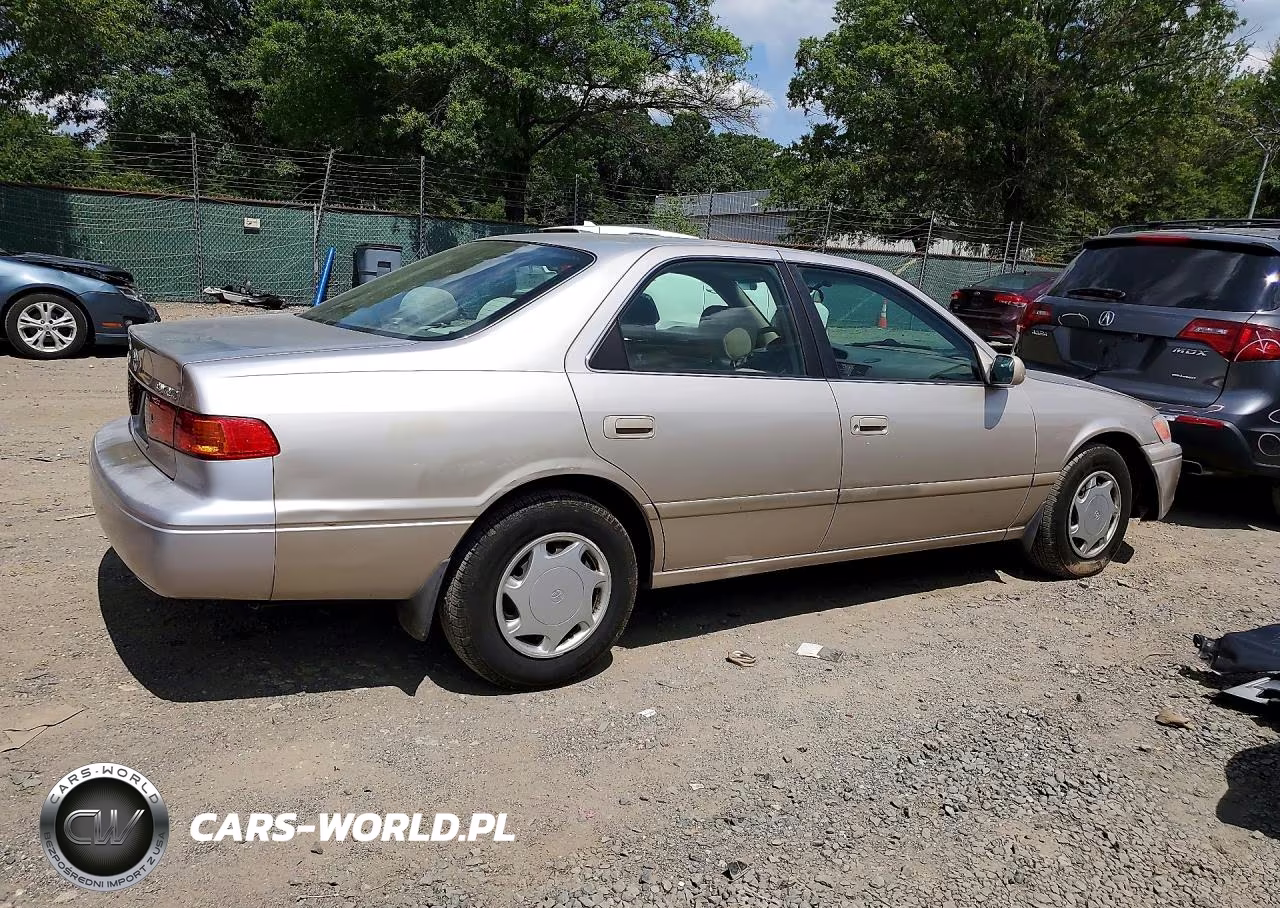 2000 Toyota Camry Ce VIN:4T1BG22K0YU939163 - 3