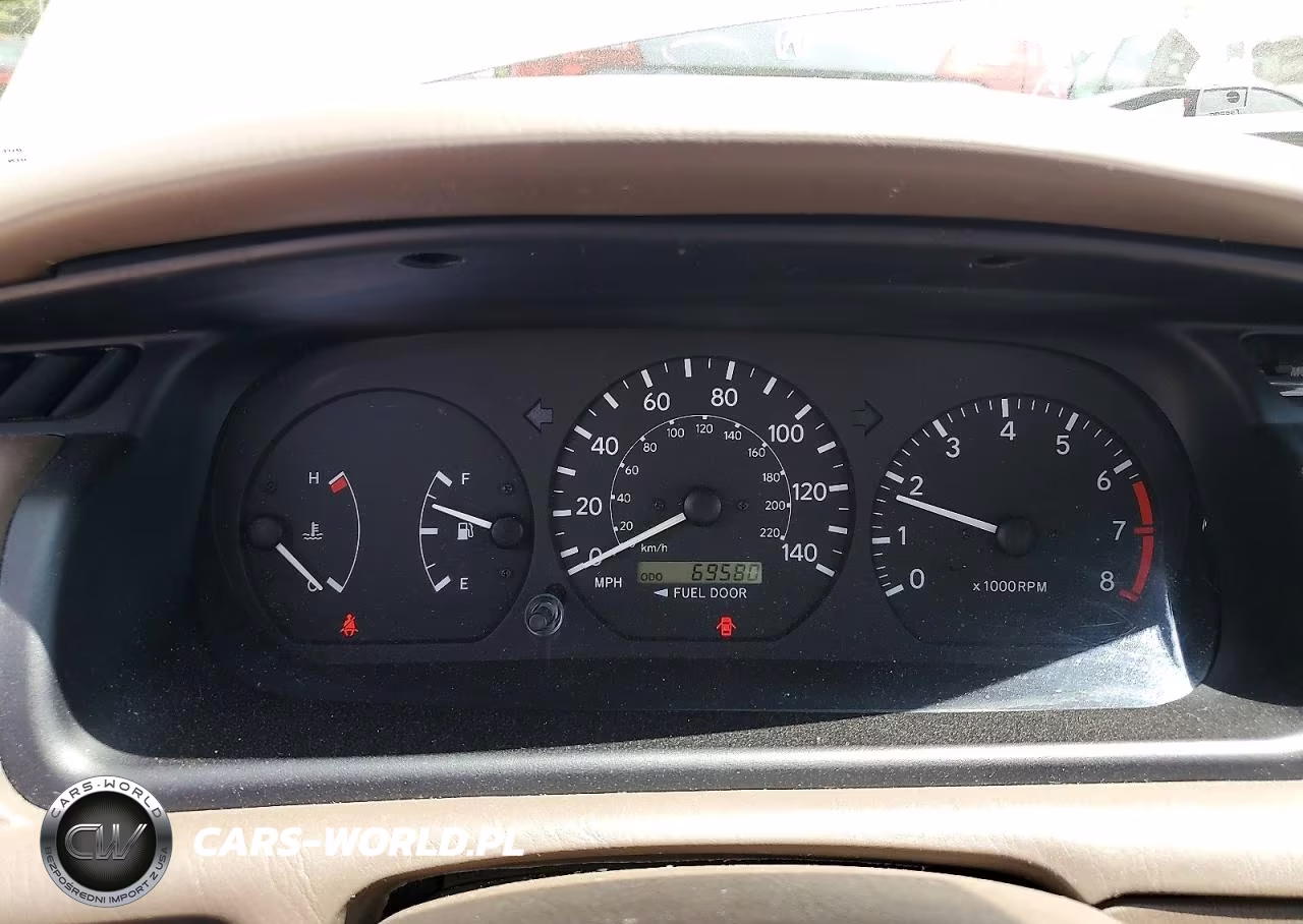2000 Toyota Camry Ce VIN:4T1BG22K0YU939163 - 9