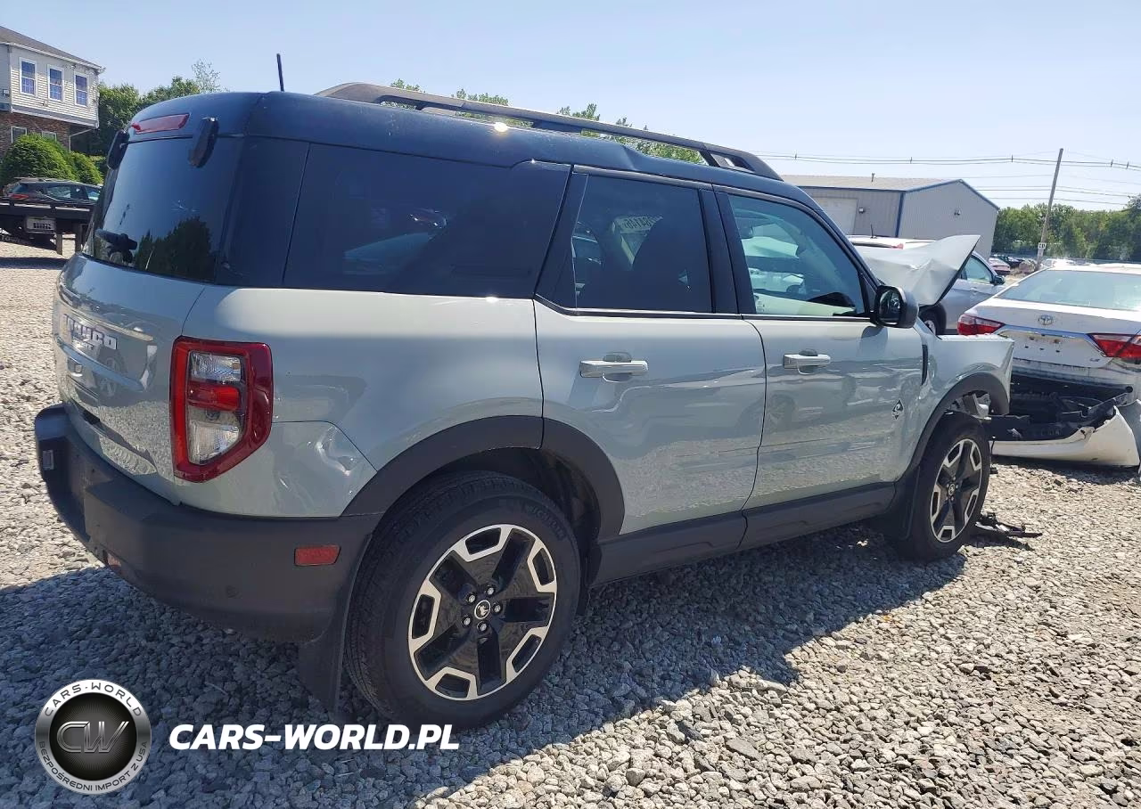 2023 Ford Bronco Sport Outer Banks VIN:3FMCR9C6XPRE26095 - 3
