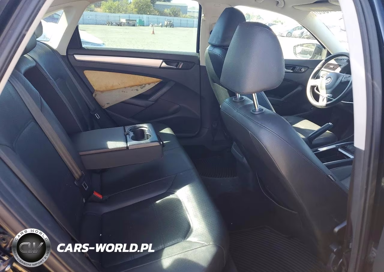 2012 Volkswagen Passat Se VIN:1VWBH7A3XCC081866 - 10