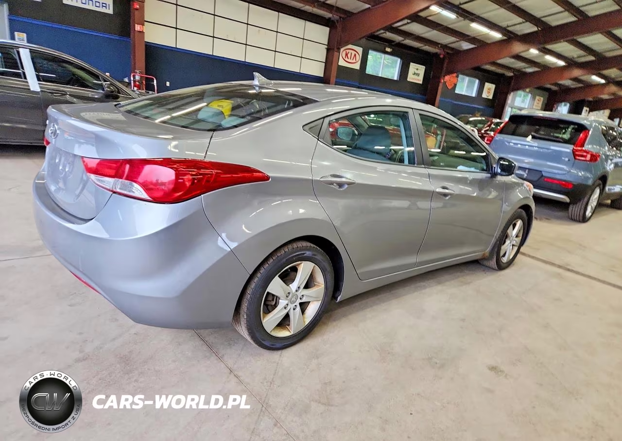 2013 Hyundai Elantra Gls VIN:KMHDH4AE4DU979222 - 3