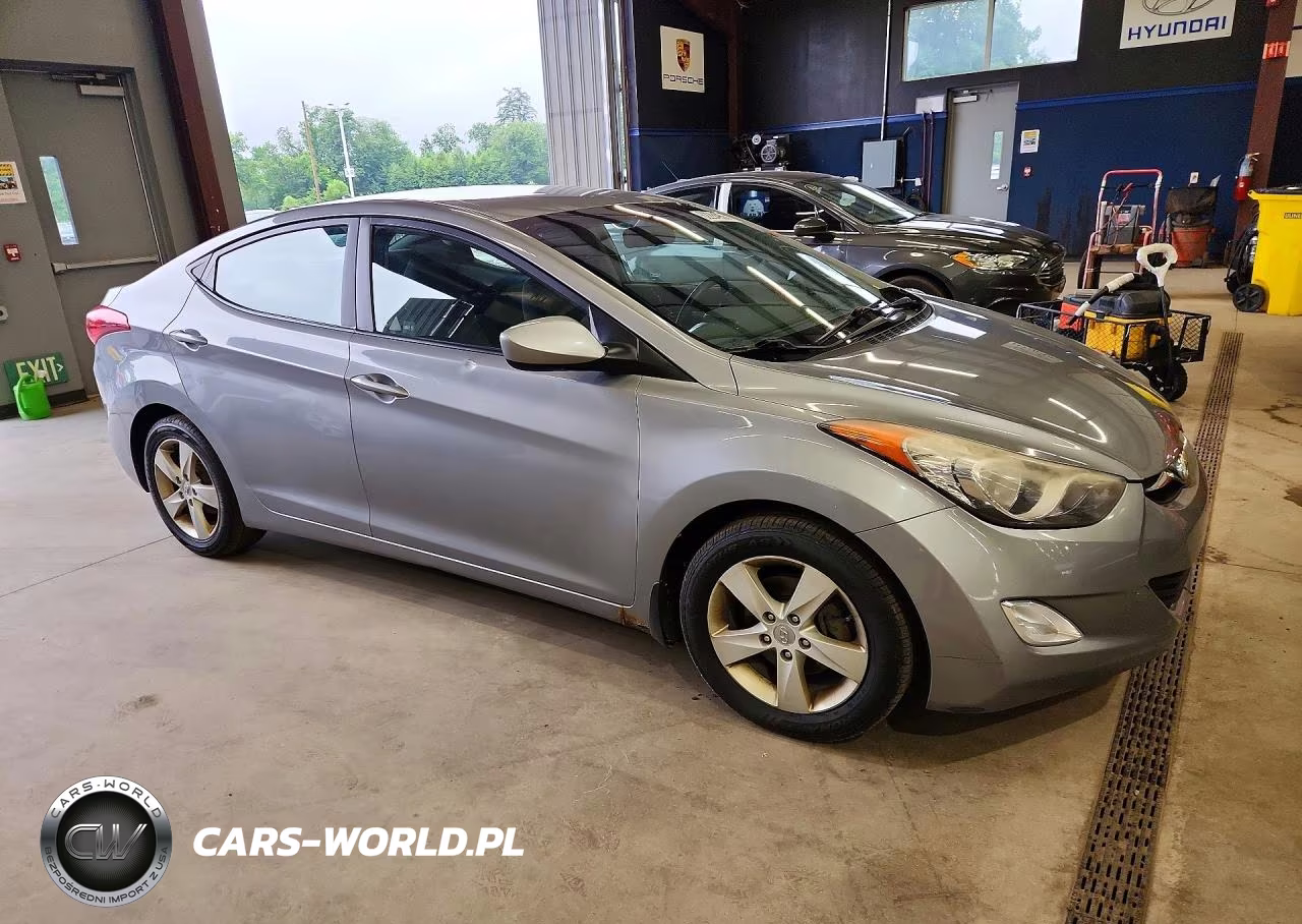 2013 Hyundai Elantra Gls VIN:KMHDH4AE4DU979222 - 4