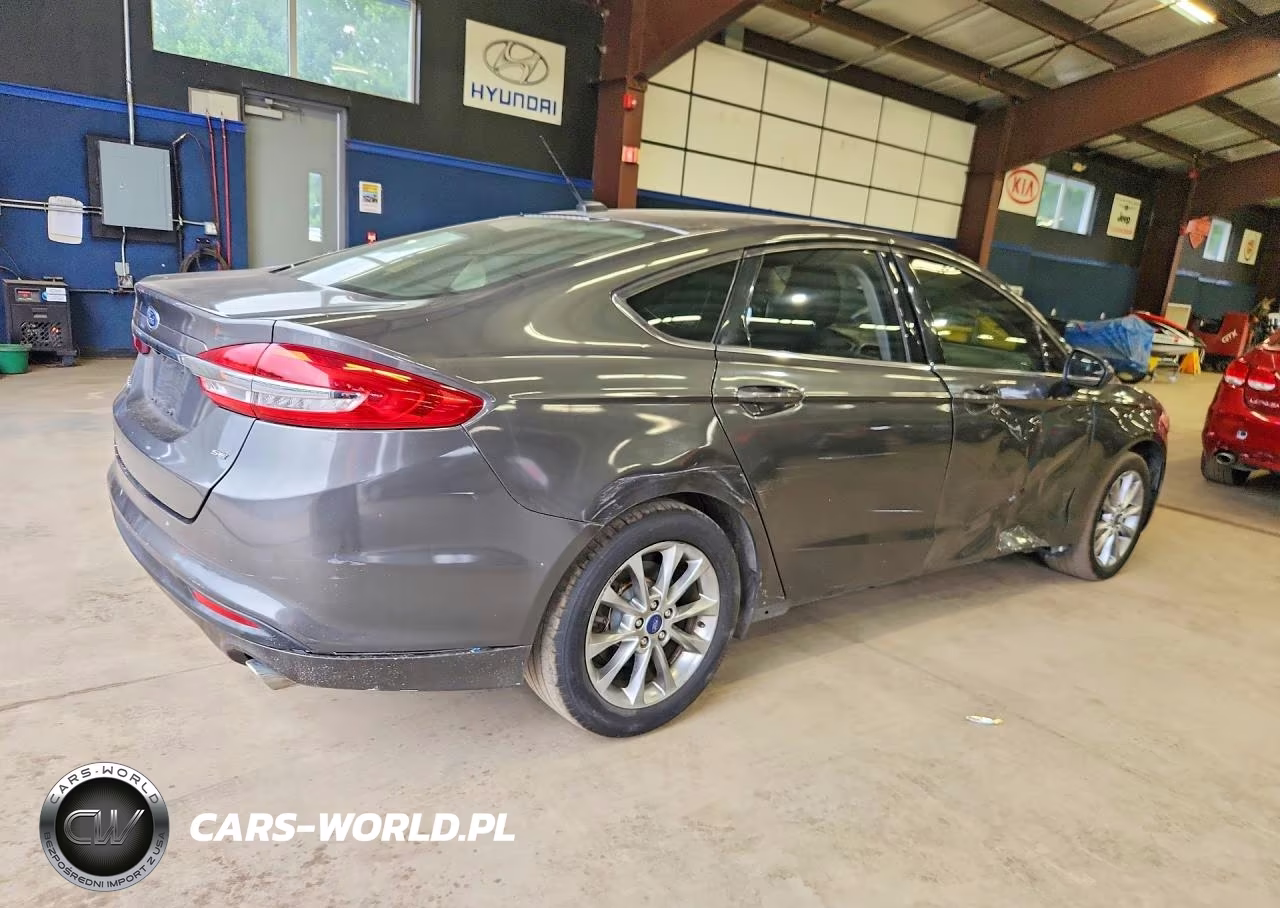 2017 Ford Fusion Se VIN:3FA6P0H71HR136632 - 3
