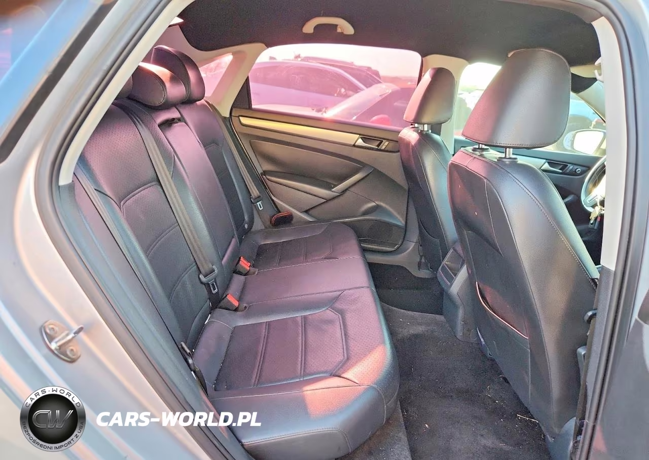 2015 Volkswagen Passat S VIN:1VWAS7A35FC120140 - 10