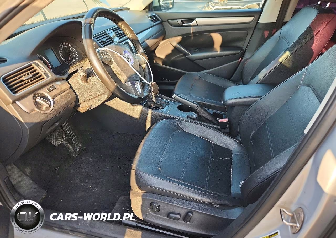 2015 Volkswagen Passat S VIN:1VWAS7A35FC120140 - 7