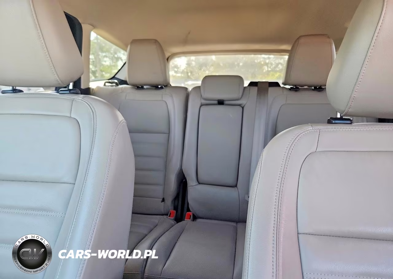 2018 Ford Escape Sel VIN:1FMCU0HD2JUA70503 - 10