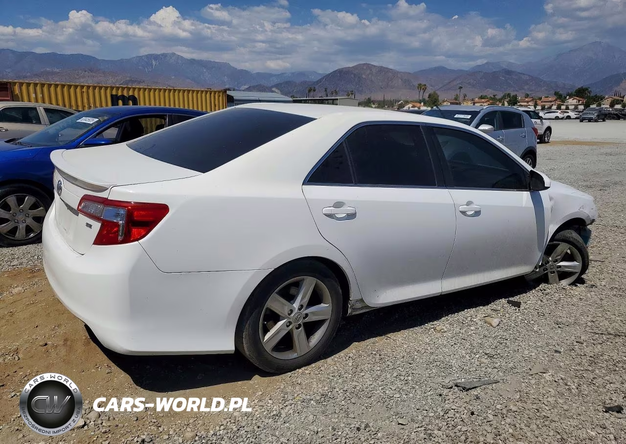 2013 Toyota Camry Se VIN:4T1BF1FK5DU674127 - 3