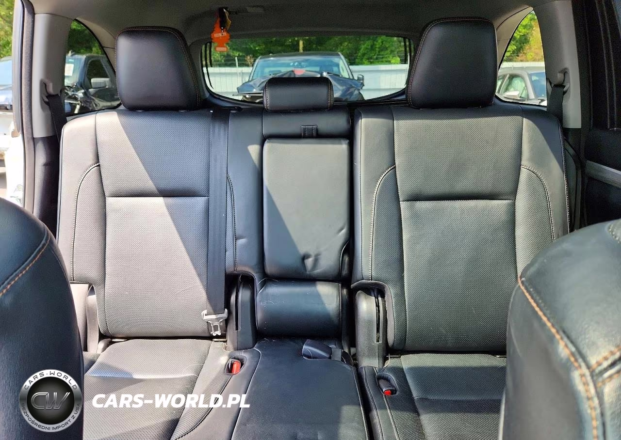 2018 Toyota Highlander Limited Platinum VIN:5TDDZRFH8JS854497 - 10