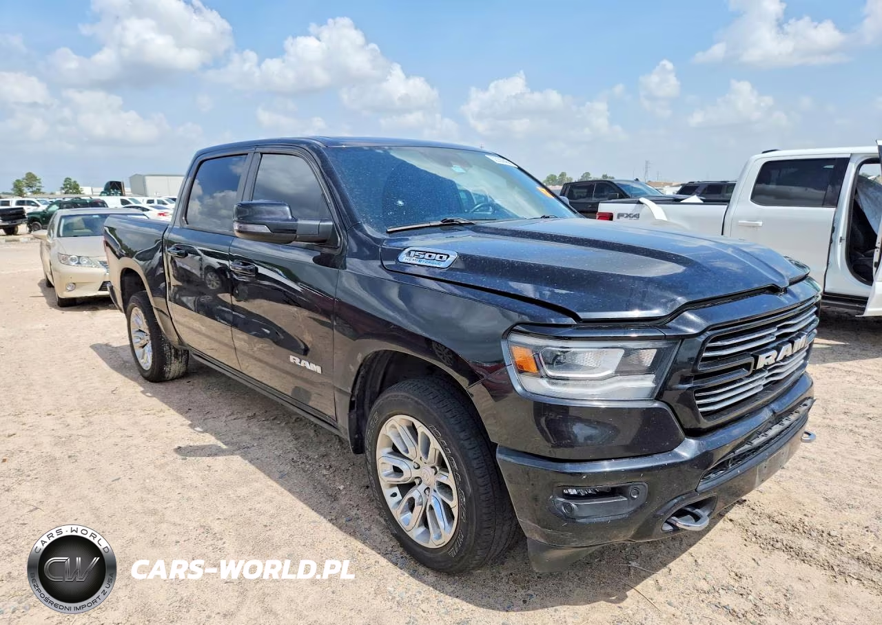 2023 Ram 1500 Laramie VIN:1C6SRFJT6PN605140 - 4