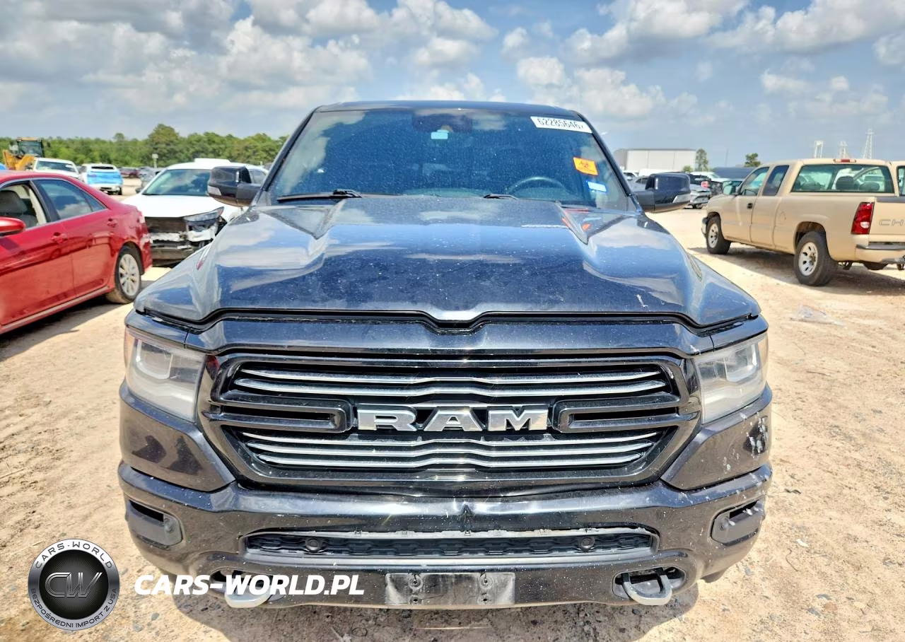 2023 Ram 1500 Laramie VIN:1C6SRFJT6PN605140 - 5