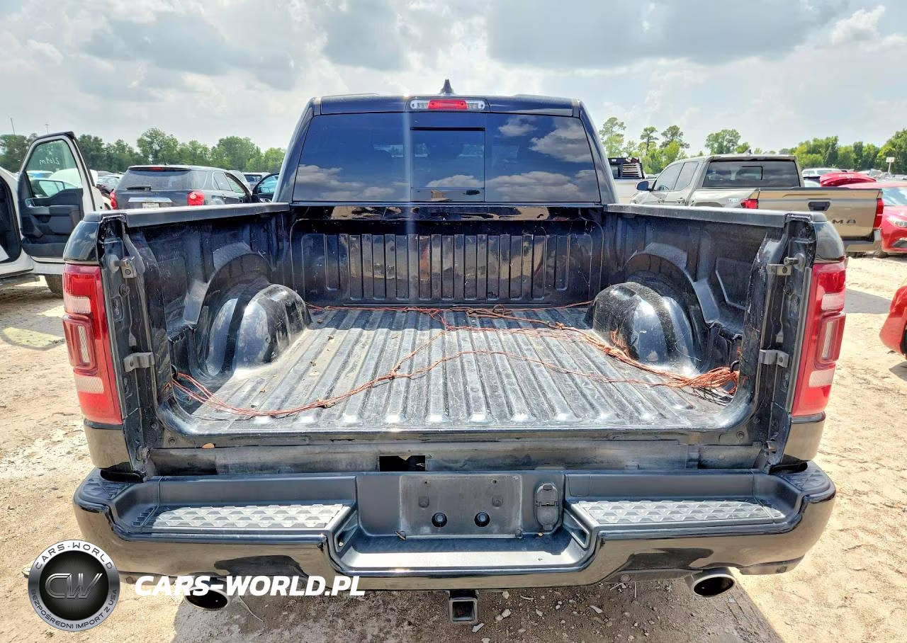 2023 Ram 1500 Laramie VIN:1C6SRFJT6PN605140 - 6