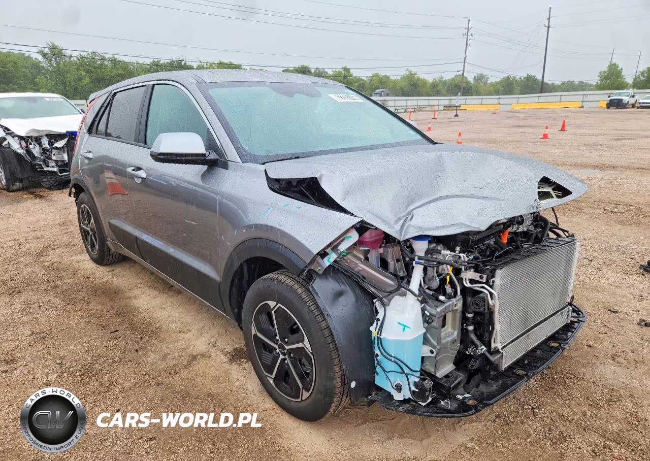 2026 Kia Niro Lx VIN:KNDCP3LE4T5361949 - 4