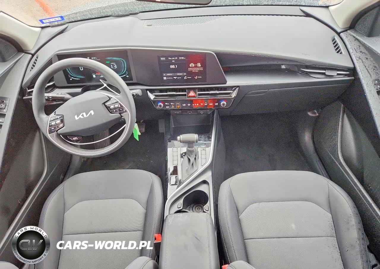 2026 Kia Niro Lx VIN:KNDCP3LE4T5361949 - 8