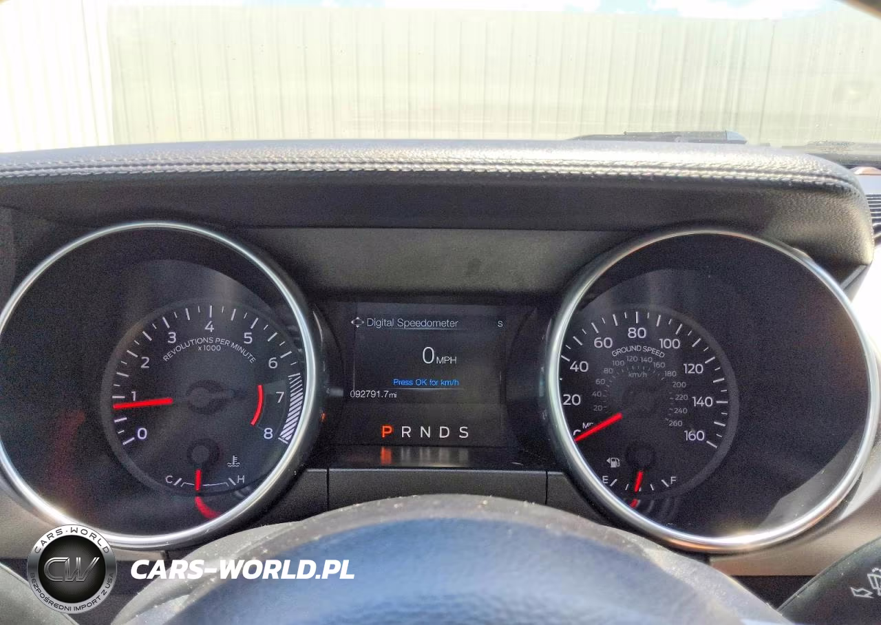 2020 Ford Mustang VIN:1FATP8UH0L5106047 - 9