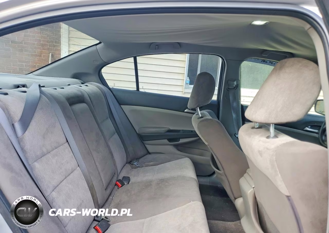 2010 Honda Accord Lxp VIN:1HGCP2F43AA076842 - 10