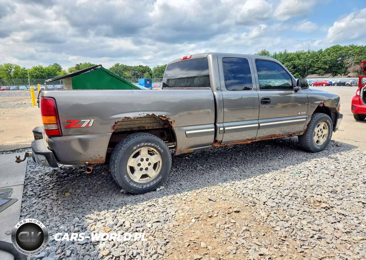 2000 Chevrolet Silverado K1500 VIN:2GCEK19T5Y1174441 - 3