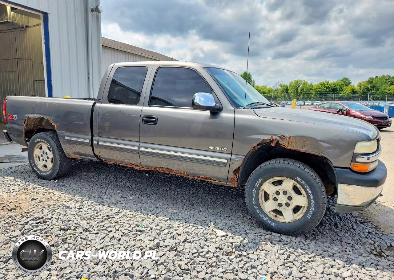 2000 Chevrolet Silverado K1500 VIN:2GCEK19T5Y1174441 - 4
