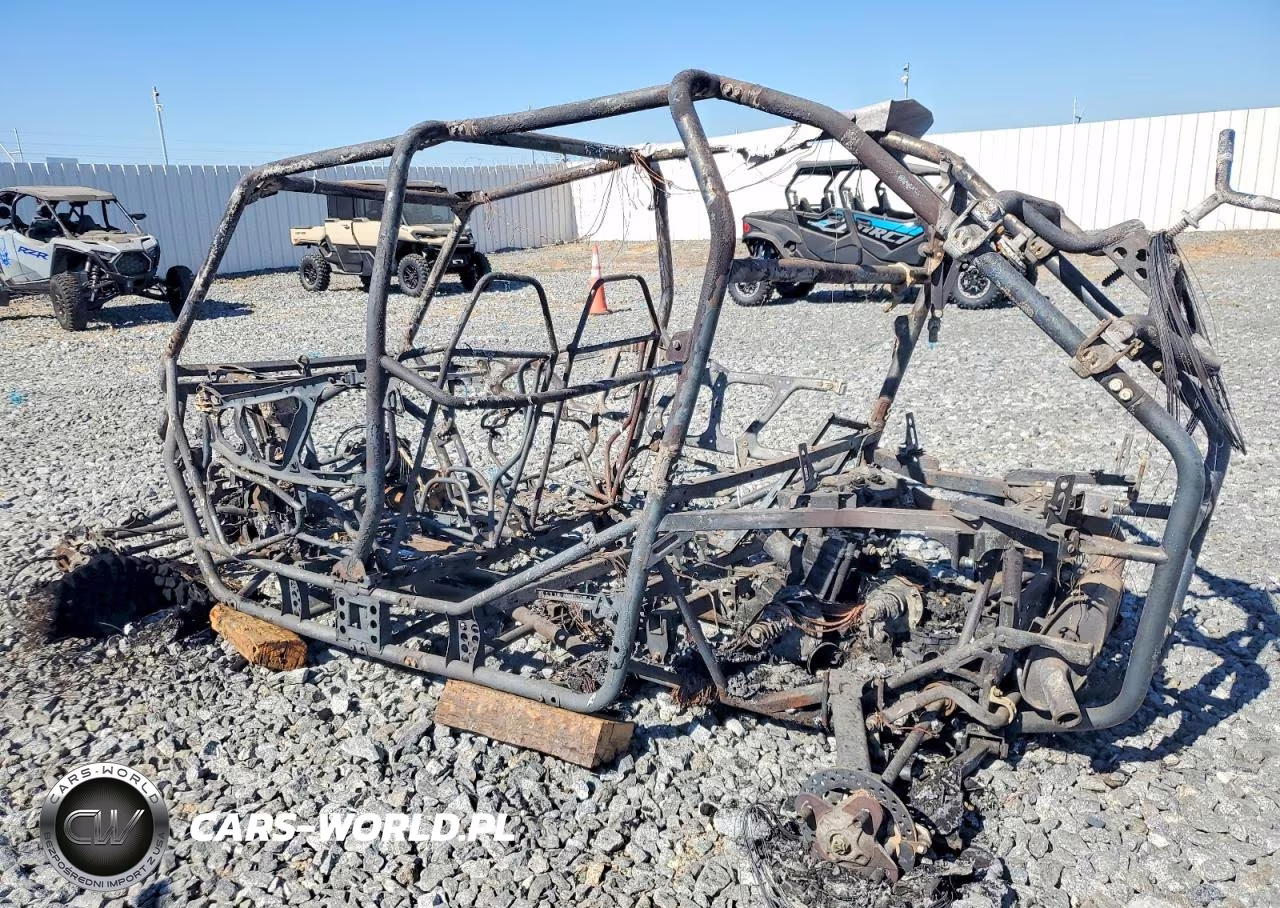 2015 Polaris Rzr Utility Vehicle VIN:4XAVCE874FB311995 - 4