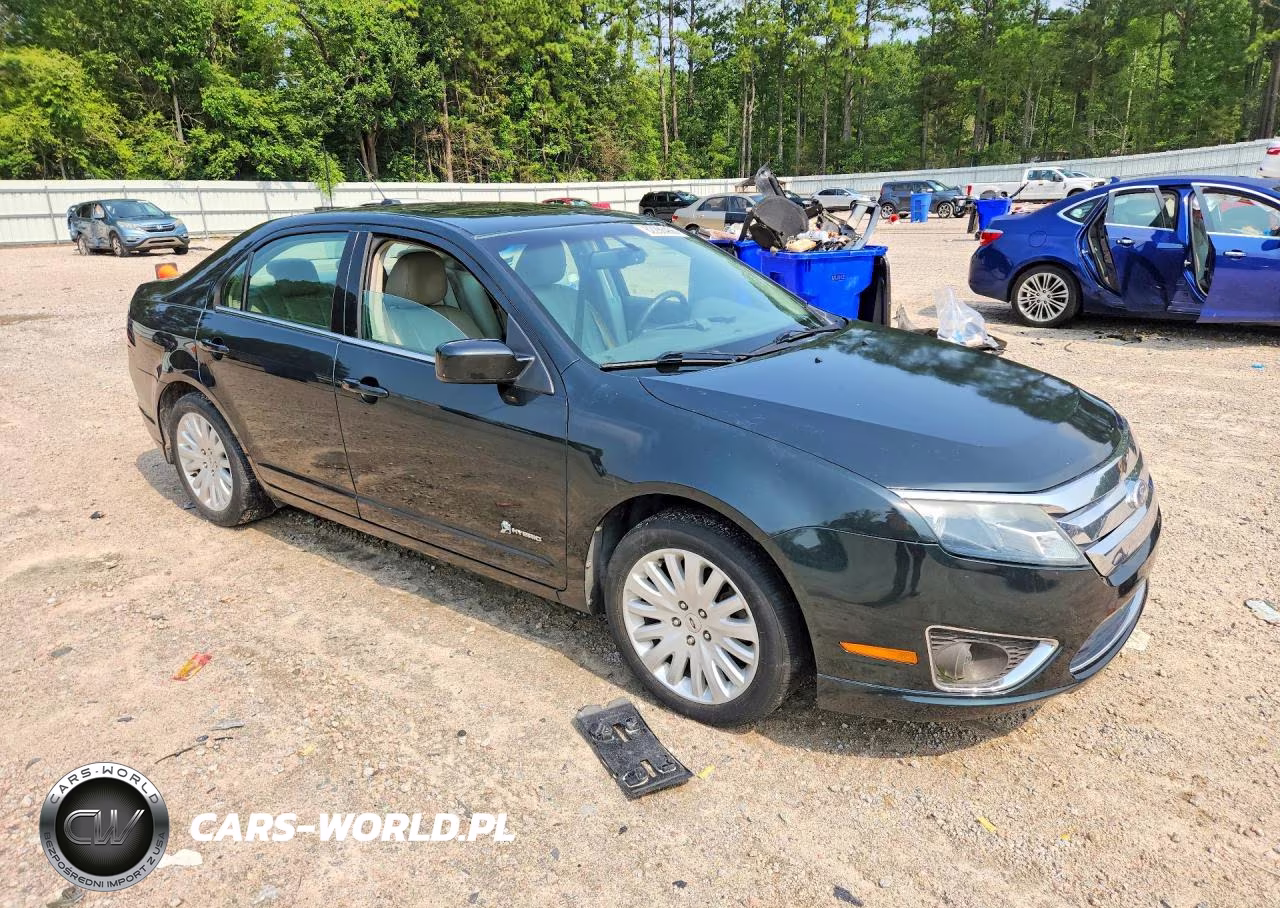 2010 Ford Fusion Hybrid VIN:3FADP0L35AR414353 - 4