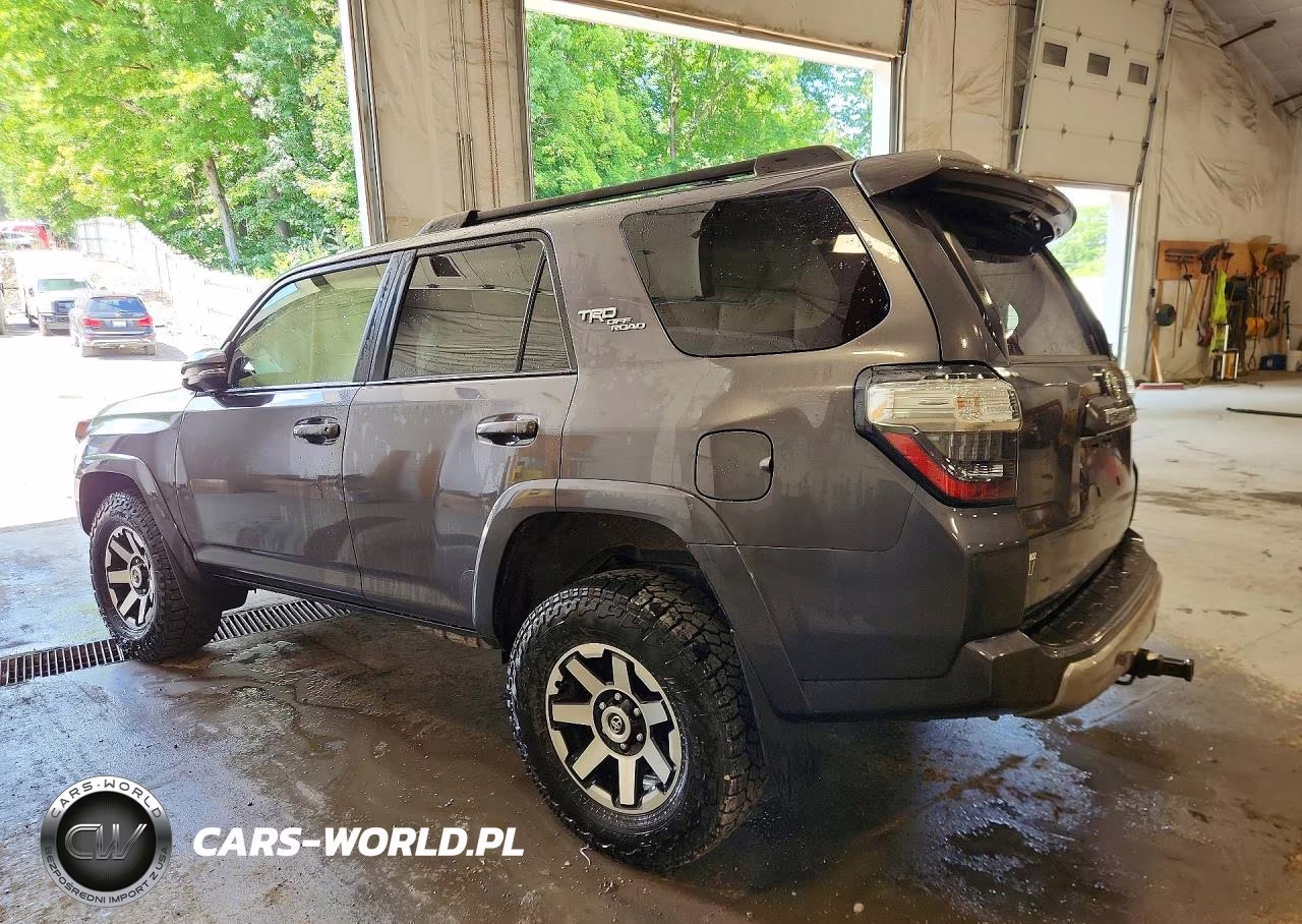 2020 Toyota 4Runner Trd Off-Road Premium VIN:JTEBU5JR8L5746724 - 2