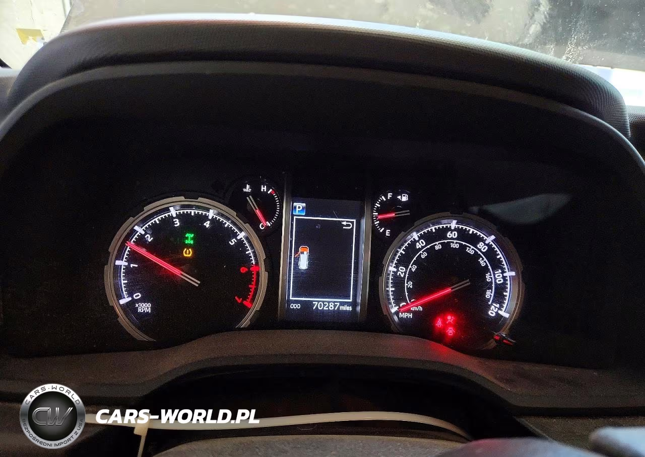 2020 Toyota 4Runner Trd Off-Road Premium VIN:JTEBU5JR8L5746724 - 9