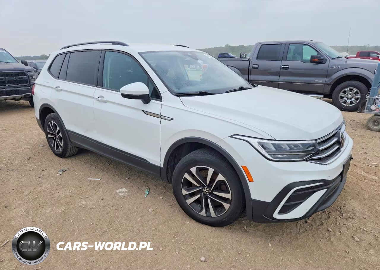 2023 Volkswagen Tiguan S VIN:3VVRB7AX8PM031351 - 4