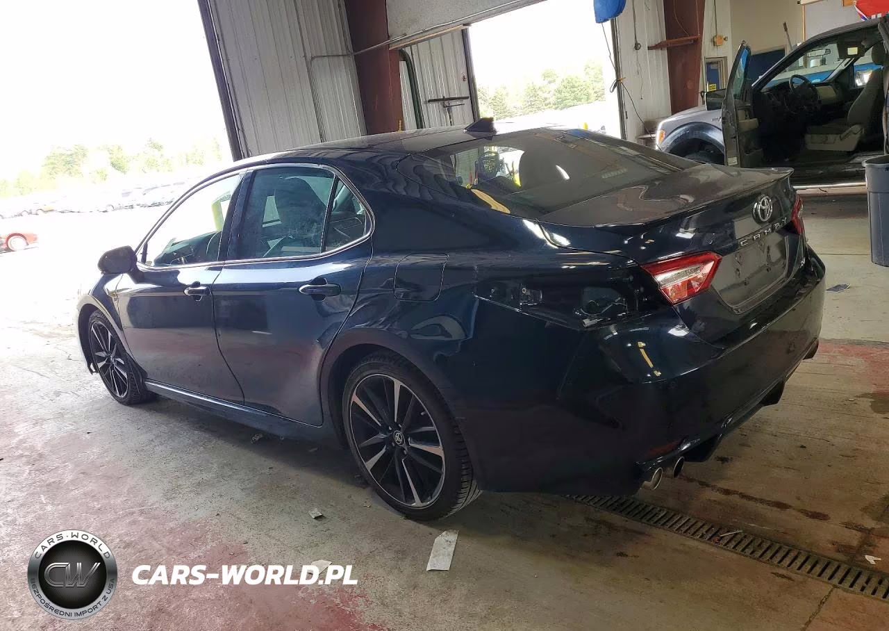 2018 Toyota Camry Xse VIN:4T1B61HK2JU667497 - 2