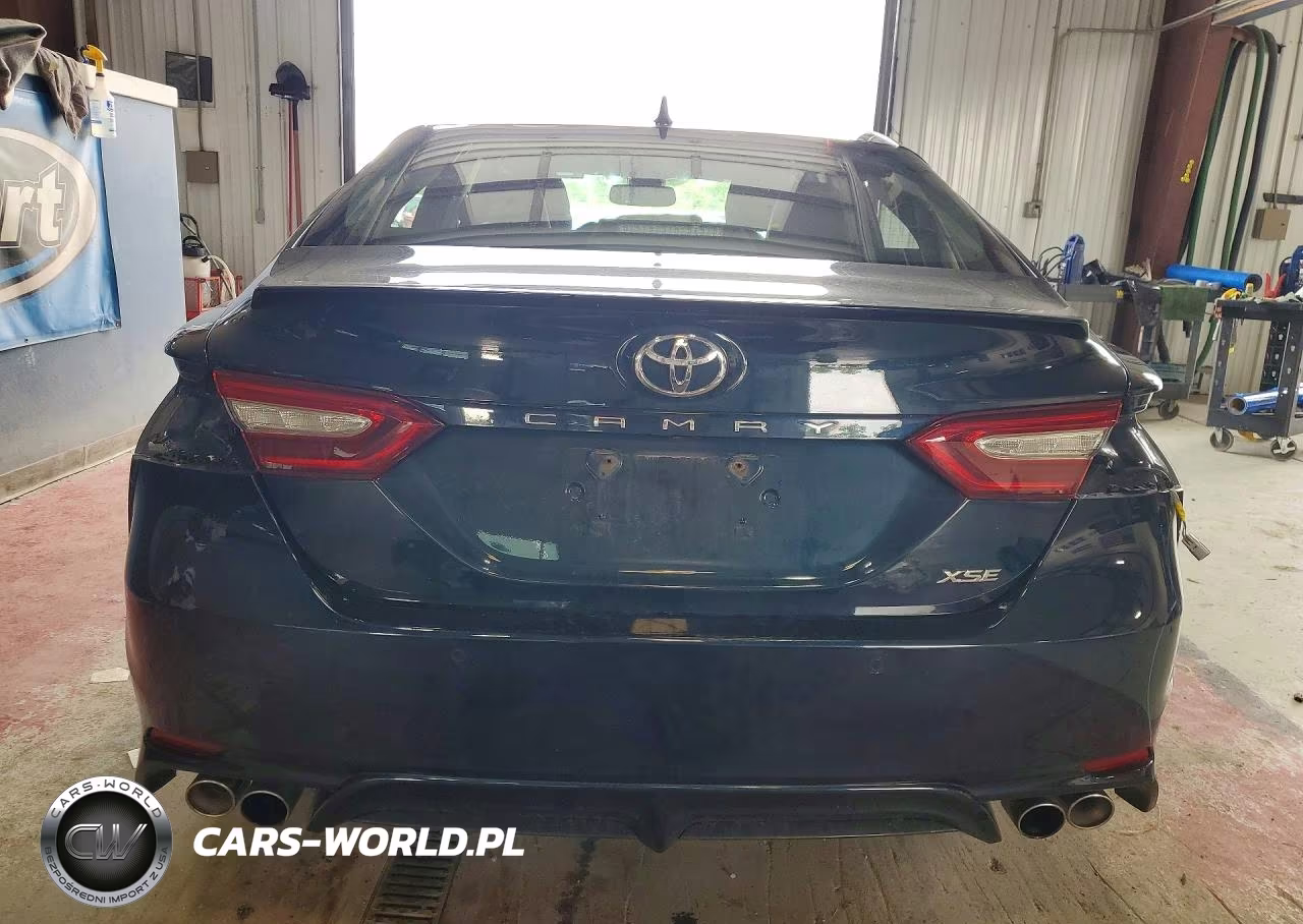 2018 Toyota Camry Xse VIN:4T1B61HK2JU667497 - 6