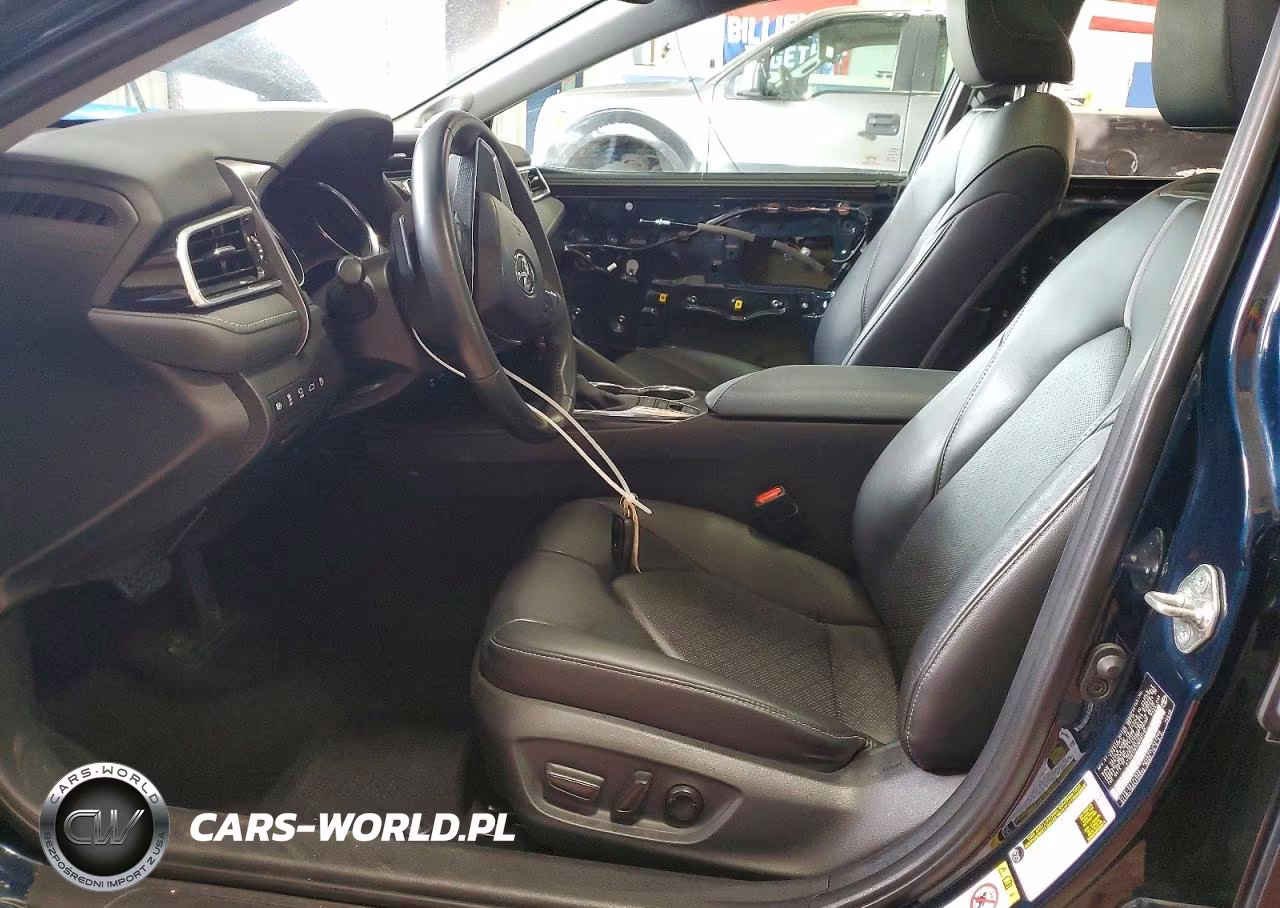 2018 Toyota Camry Xse VIN:4T1B61HK2JU667497 - 7