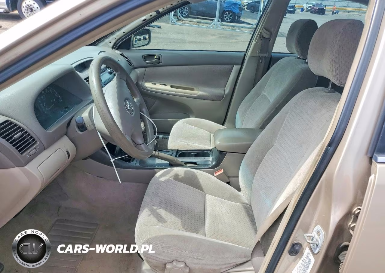 2002 Toyota Camry Le VIN:4T1BE32K82U081489 - 7
