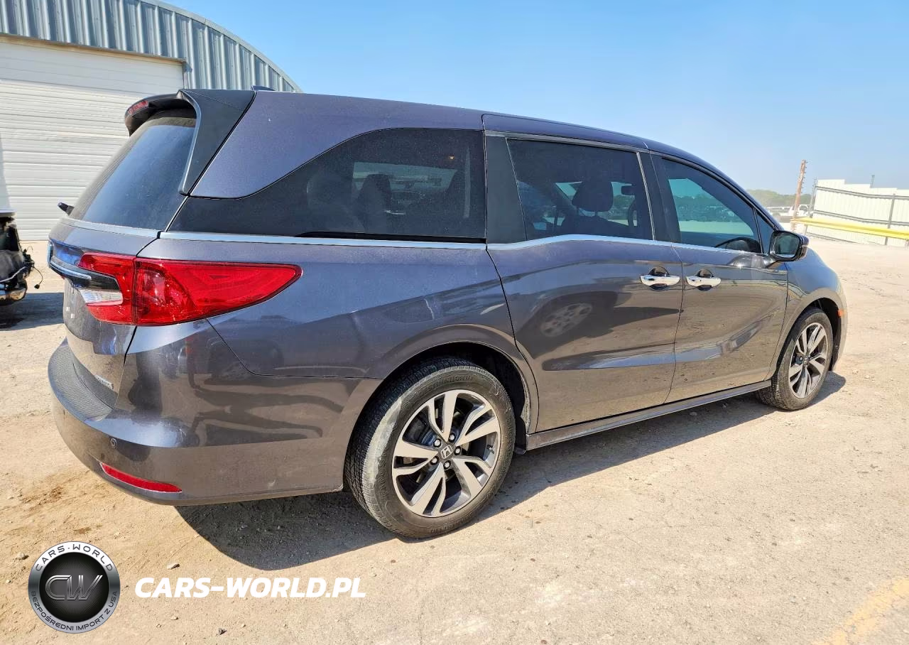 2022 Honda Odyssey Touring VIN:5FNRL6H84NB023608 - 3