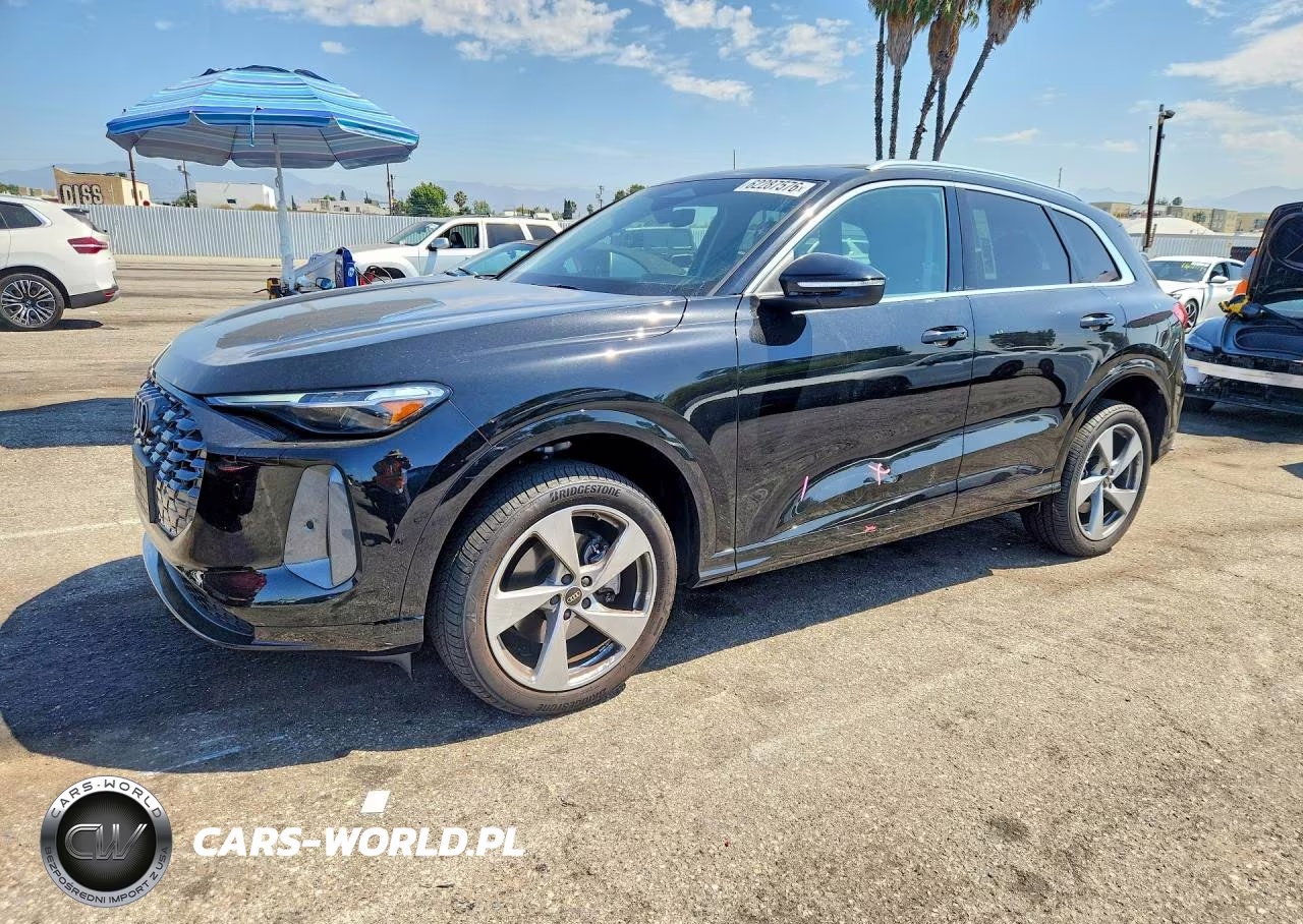 2025 Audi Q5 Premium Plus – zdjęcie 1 z 14