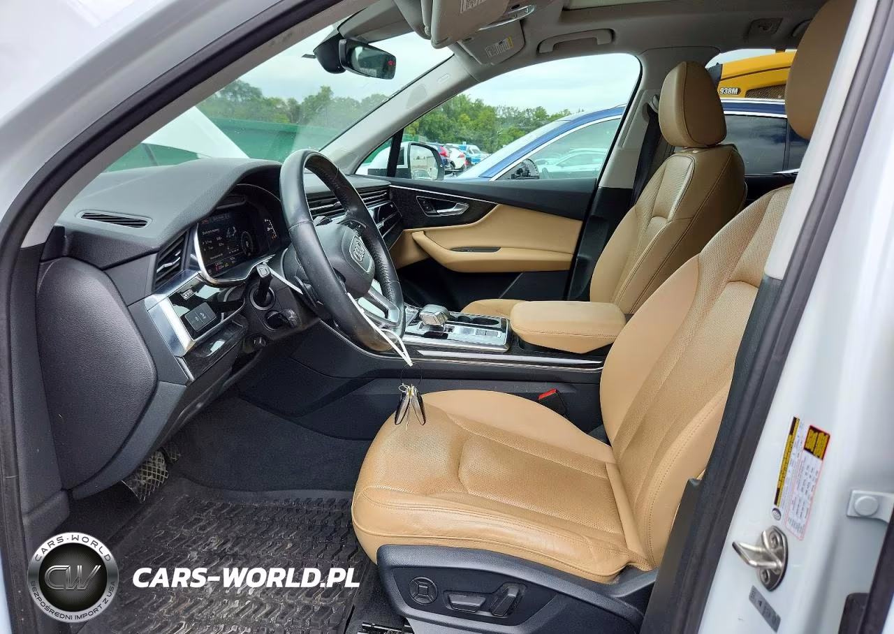 2020 Audi Q7 Premium Plus VIN:WA1LJAF78LD008181 - 7