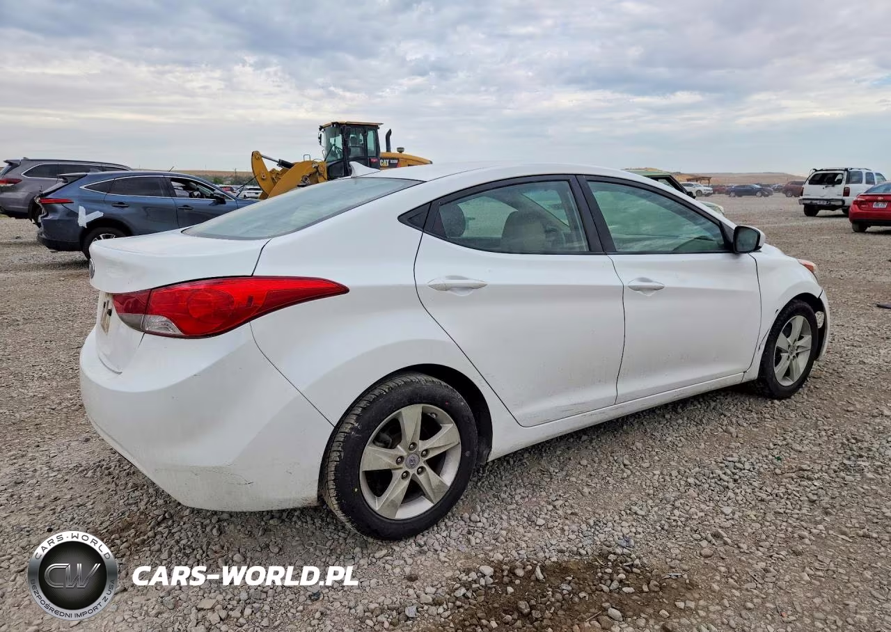 2012 Hyundai Elantra Gls VIN:5NPDH4AE0CH107732 - 3