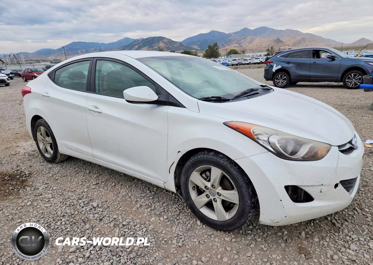 2012 Hyundai Elantra Gls VIN:5NPDH4AE0CH107732 - 4