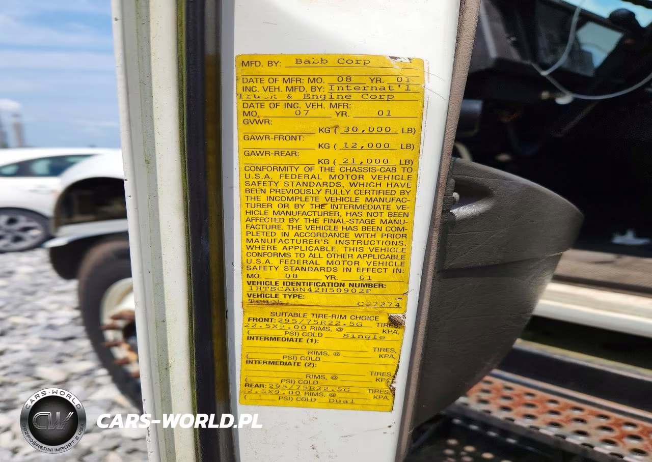 2002 International 4000 4700 - Box Truck VIN:1HTSCABN42H509028 - 13