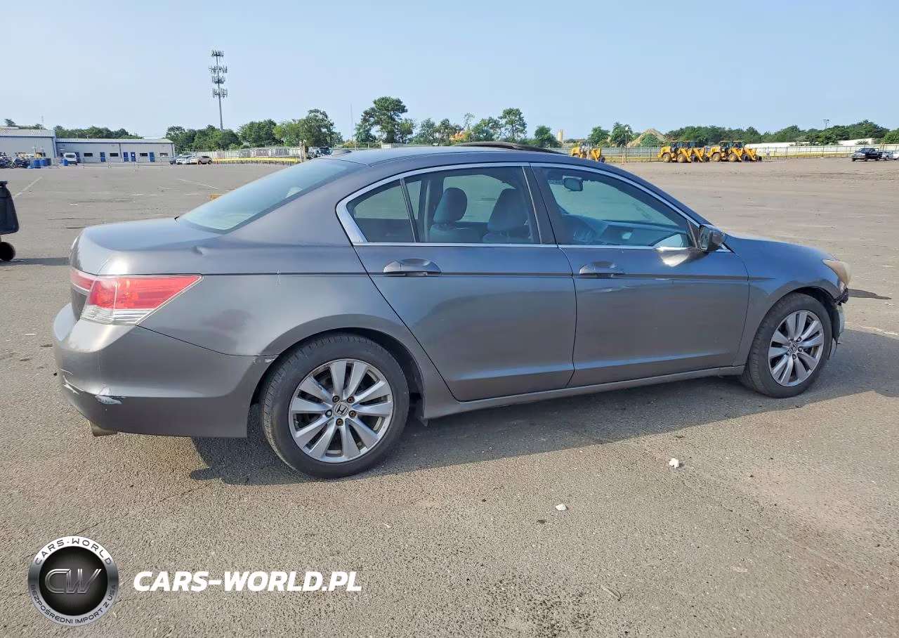 2011 Honda Accord Exl VIN:1HGCP2F86BA054628 - 3