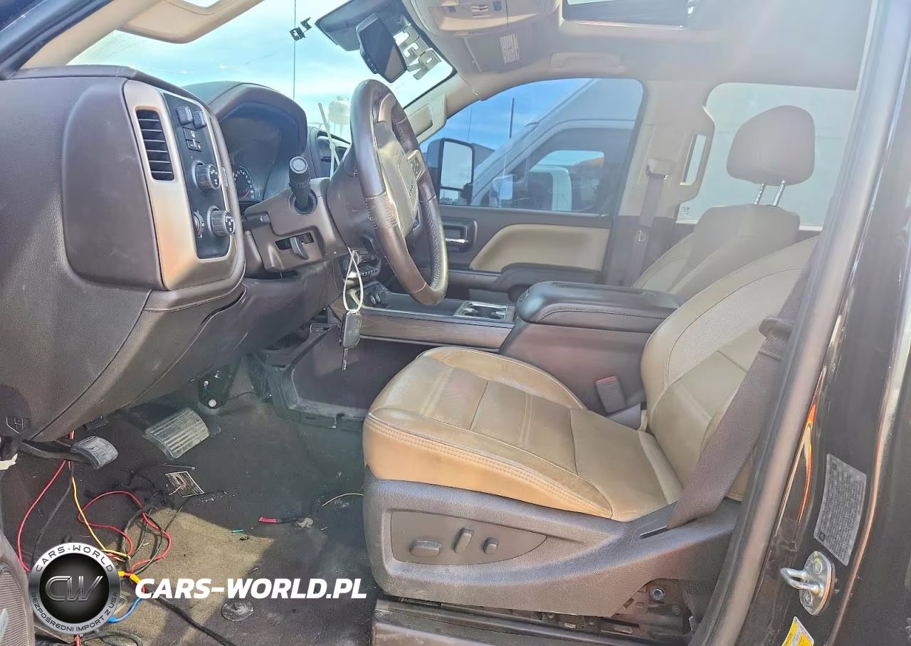 2019 GMC Sierra K3500 Denali VIN:1GT42WEY1KF144072 - 7
