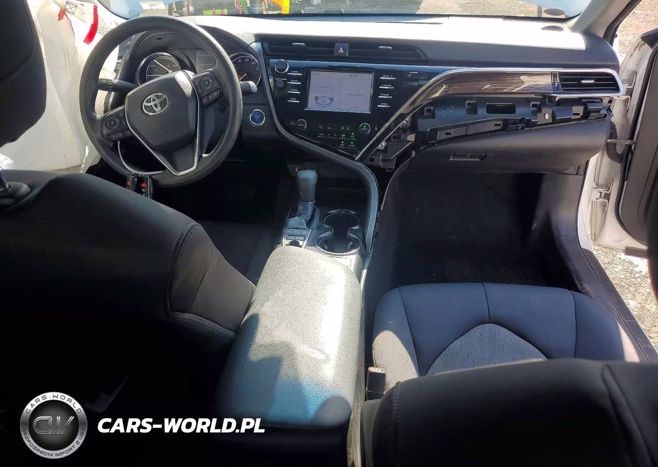 2018 Toyota Camry Le VIN:4T1B31HK3JU004626 - 8