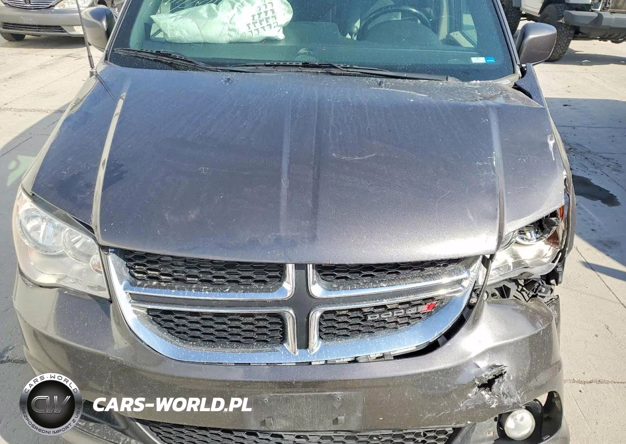 2018 Dodge Grand Caravan Sxt VIN:2C4RDGCG0JR210246 - 11