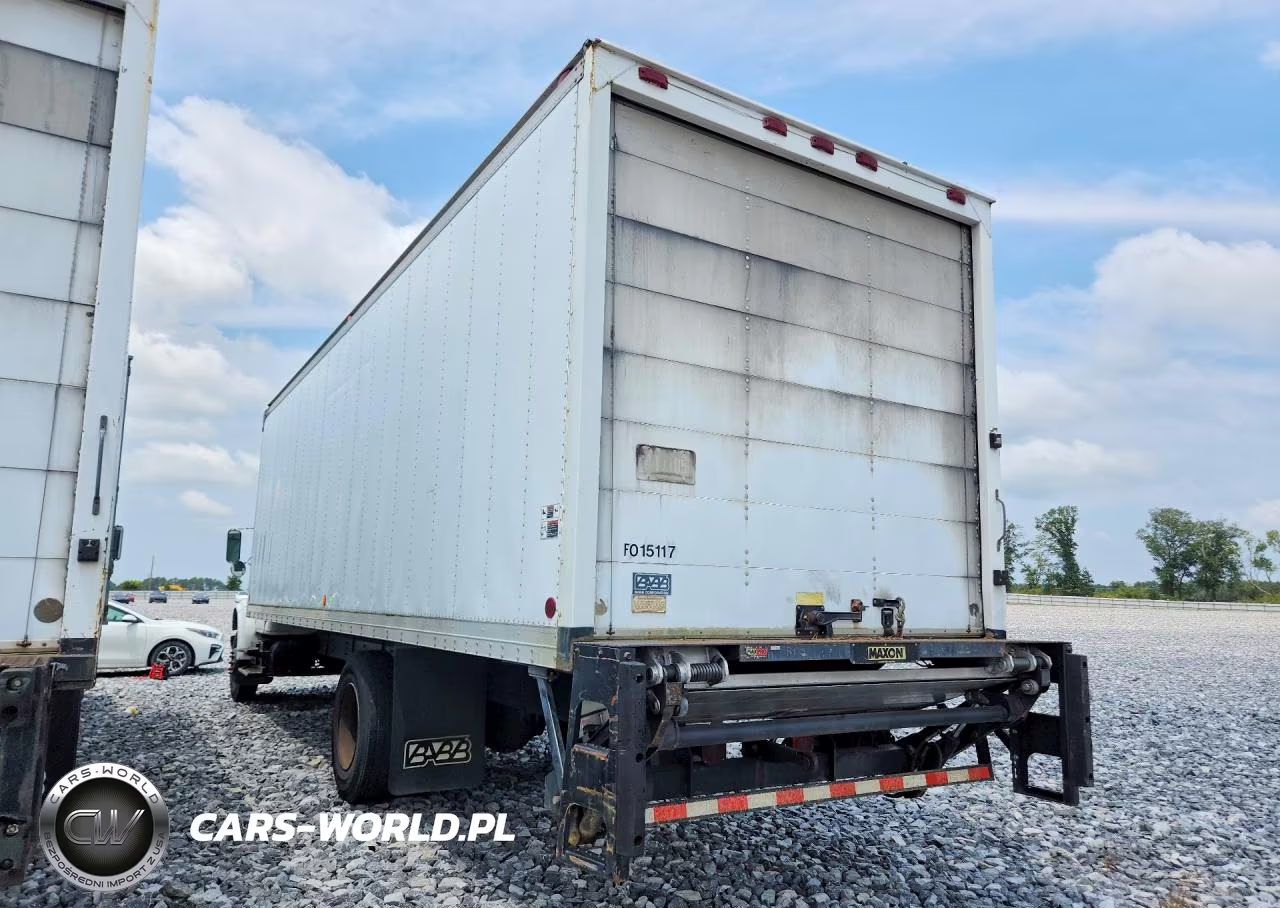 2002 International 4000 4700 - Box Truck VIN:1HTSCABN62H509029 - 2