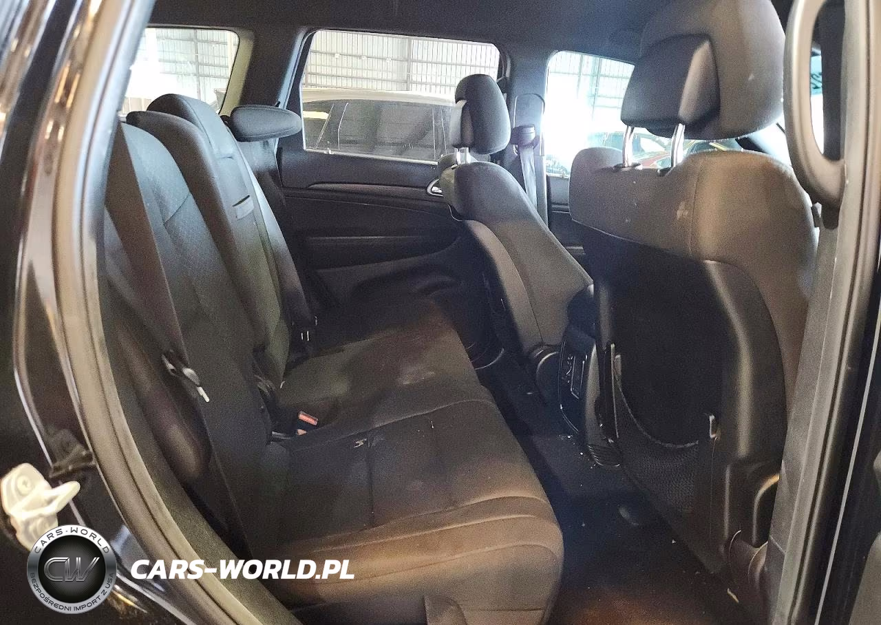 2019 Jeep Grand Cherokee Laredo VIN:1C4RJEAG1KC681090 - 11