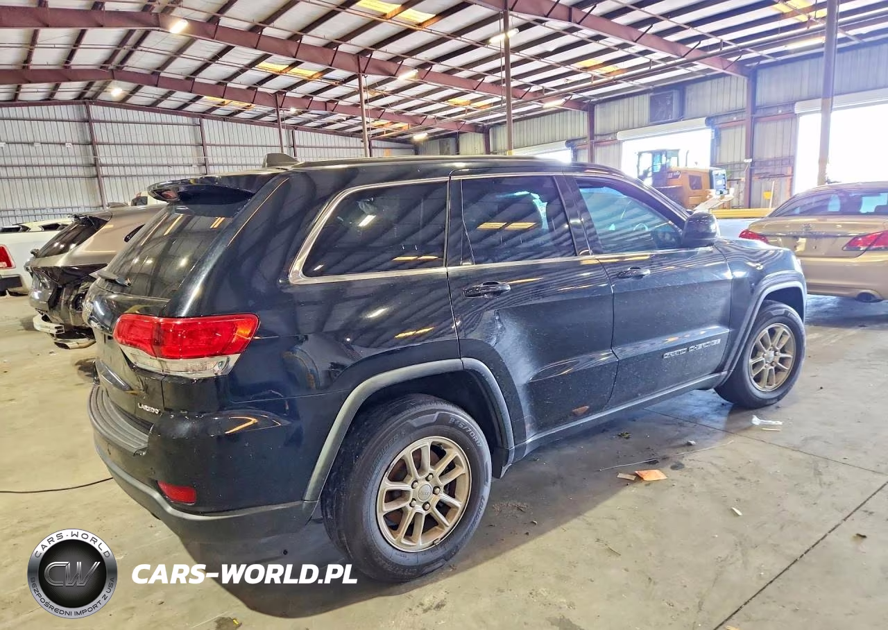 2019 Jeep Grand Cherokee Laredo VIN:1C4RJEAG1KC681090 - 3