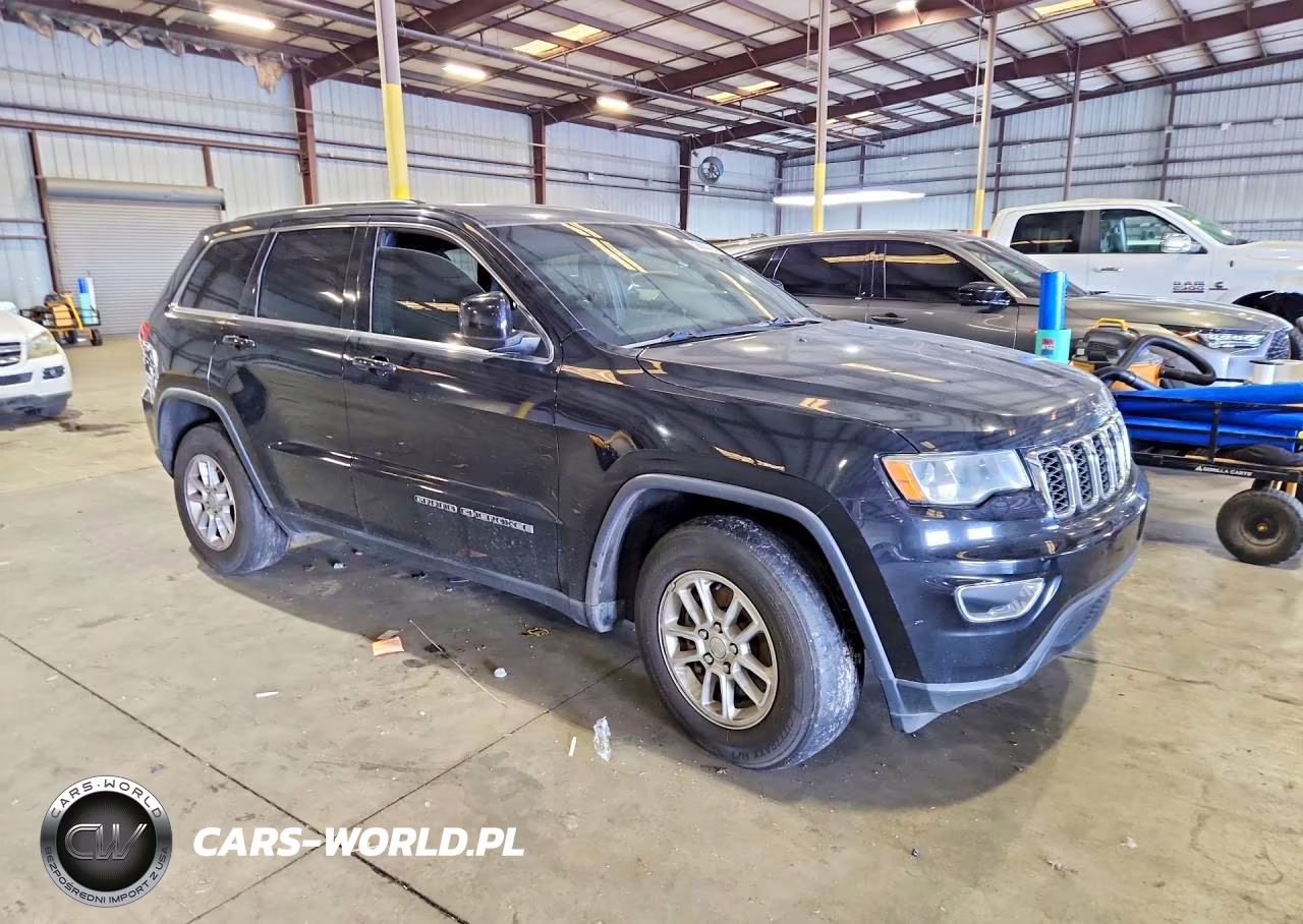 2019 Jeep Grand Cherokee Laredo VIN:1C4RJEAG1KC681090 - 4