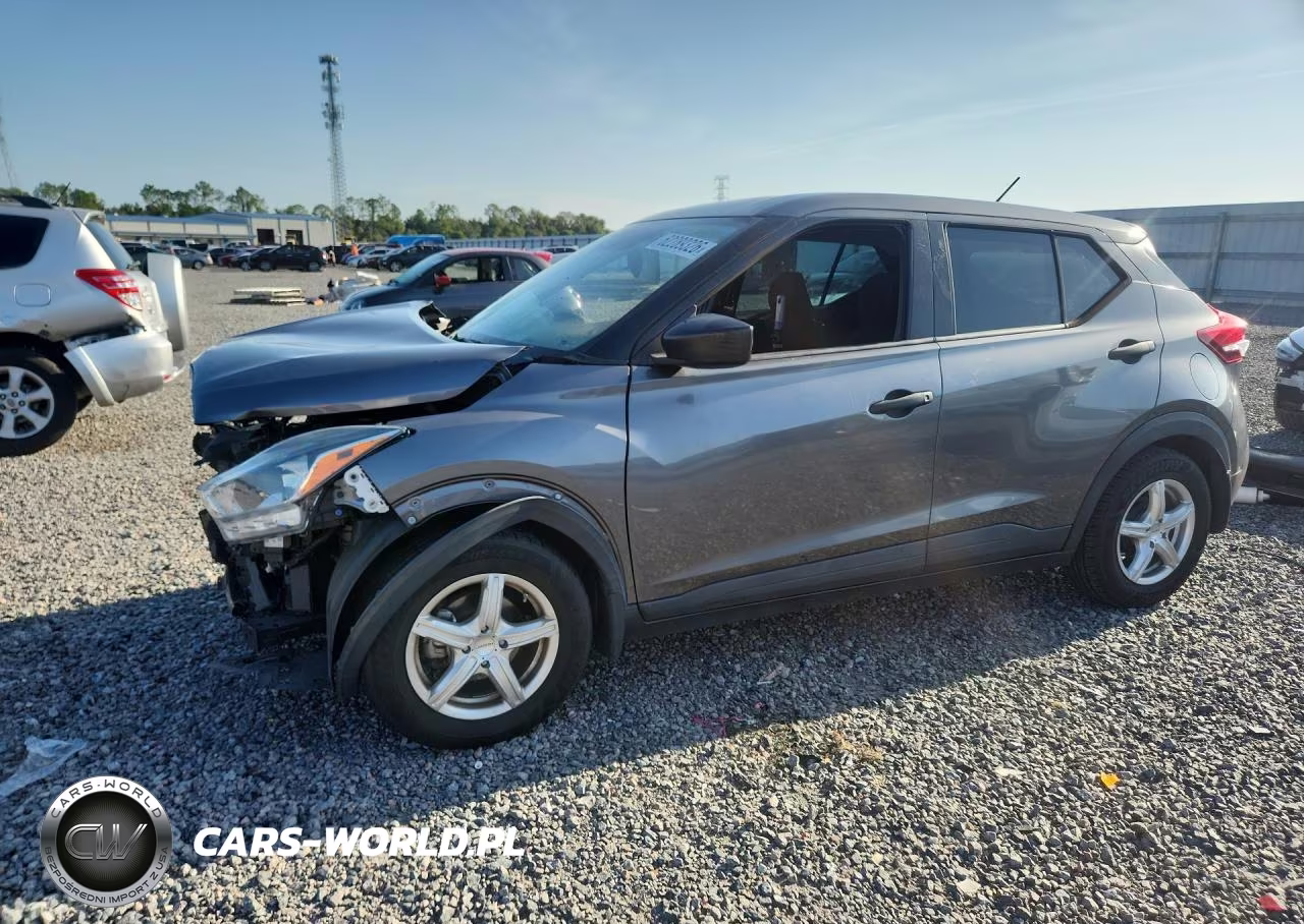 2020 Nissan Kicks S