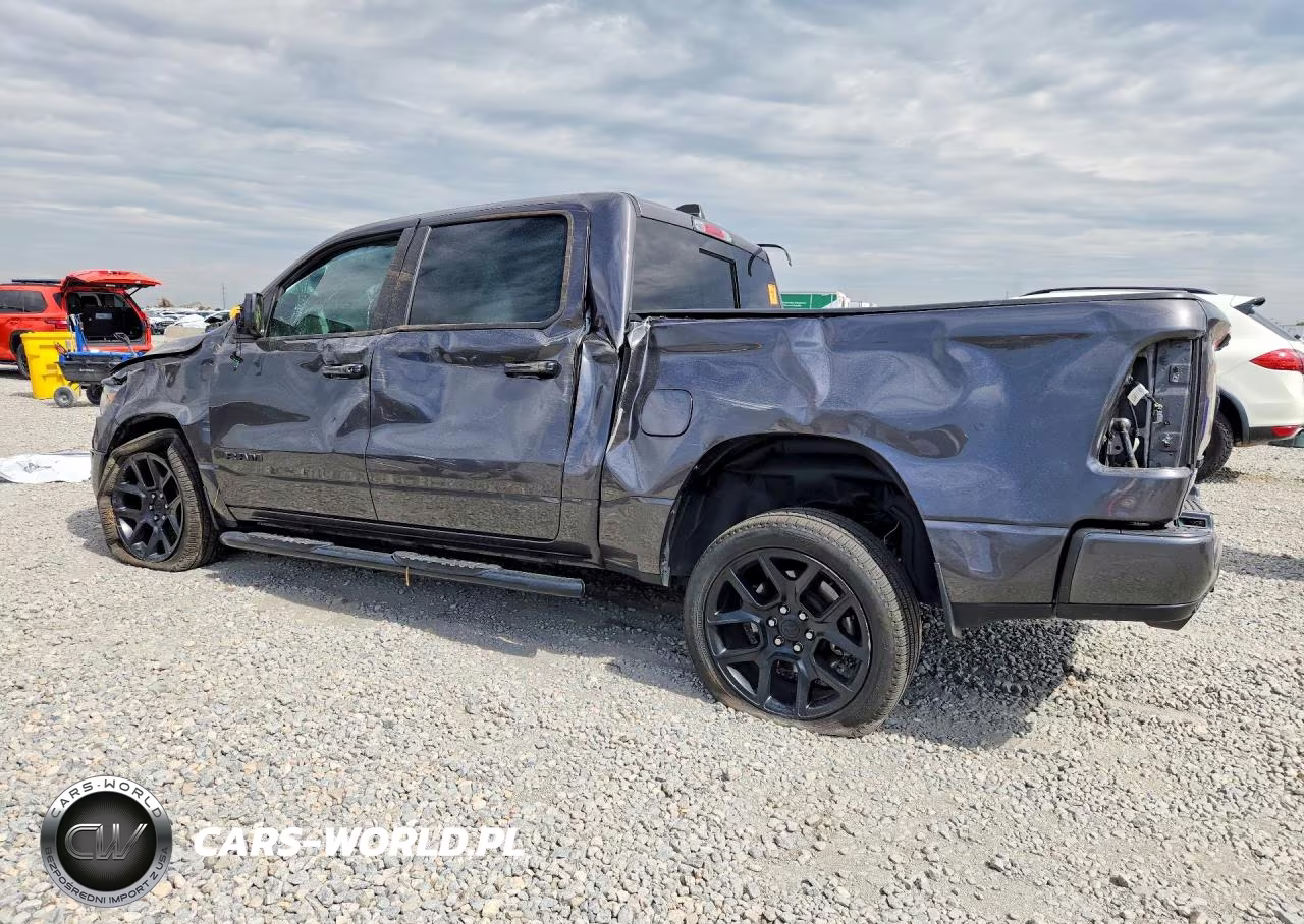 2024 Ram 1500 Laramie VIN:1C6SRFJT0RN159215 - 2